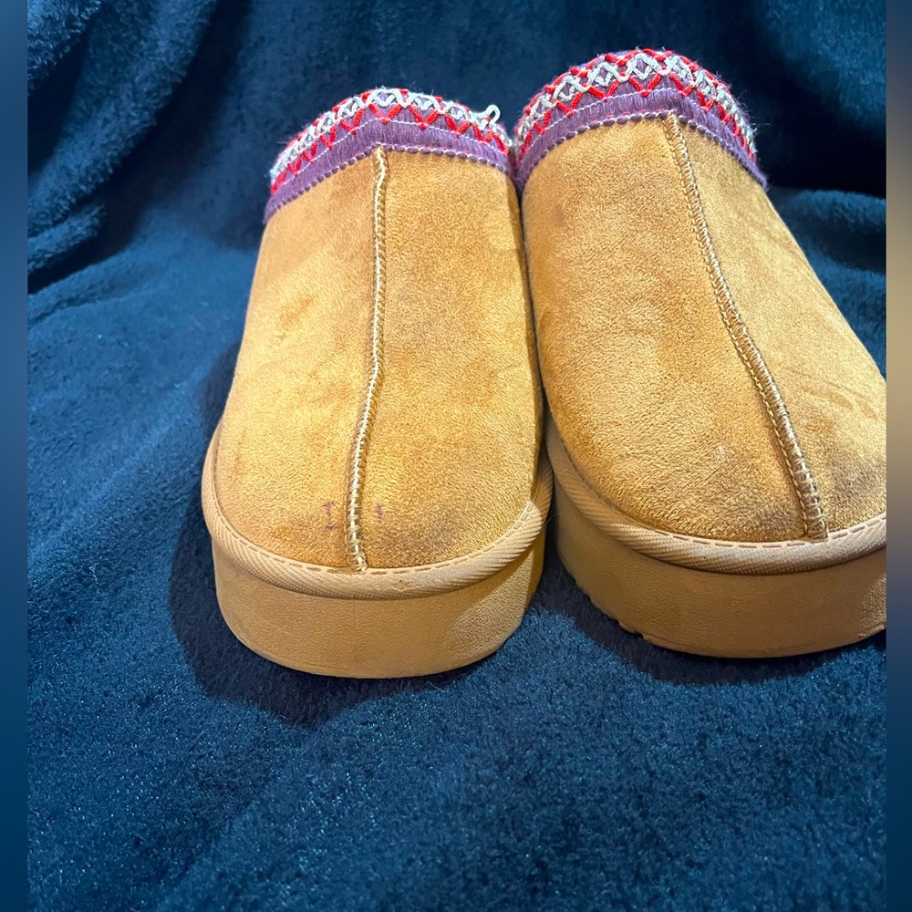 Cozy Tan Suede Slippers with Red Trim